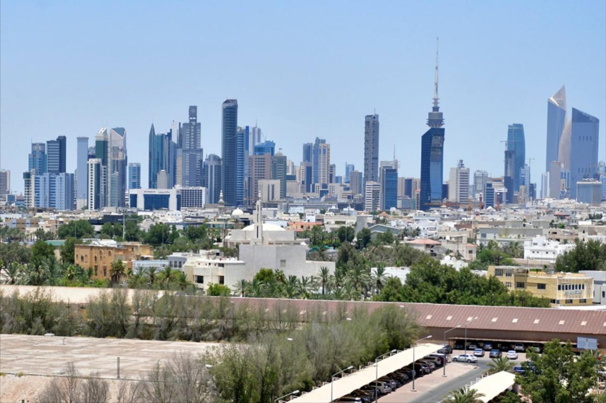 الأرصاد: طقس شديد الحرارة نهاراً وحار إلى مائل للحرارة ليلاً