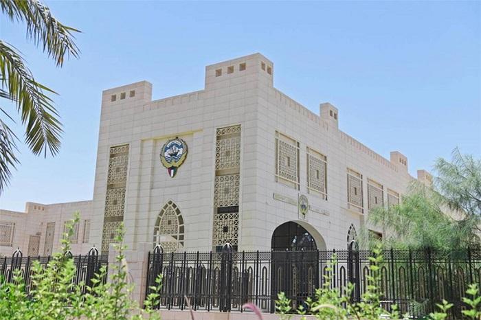 الكويت تدين وتستنكر بشدة محاولة استهداف مكة المكرمة بطائرة مسيرة أطلقتها ميليشيا الحوثي