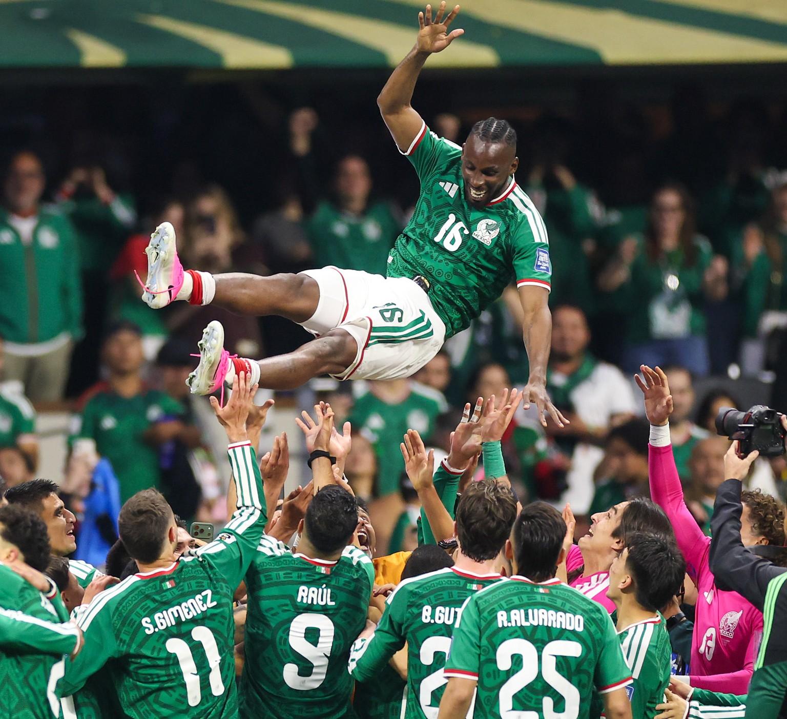 المكسيك تتأهل إلى دور الـ16 من مونديال 2026